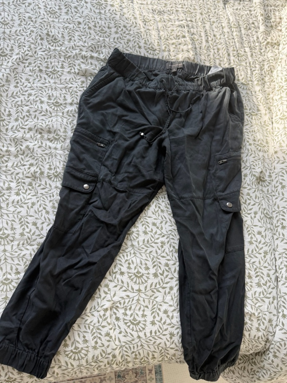 Banana Republic Black Cropped Cargo Jogger Pants